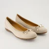 44.164.12 Ballerinas in Beige