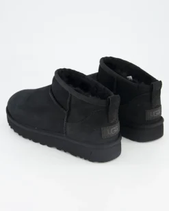 Classic Ultra Mini Winterschuhe in Schwarz