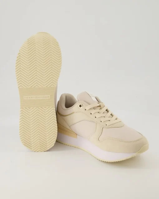 Corp Sneaker in Beige