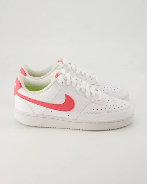 Court Vision Low Sneaker in Weiß