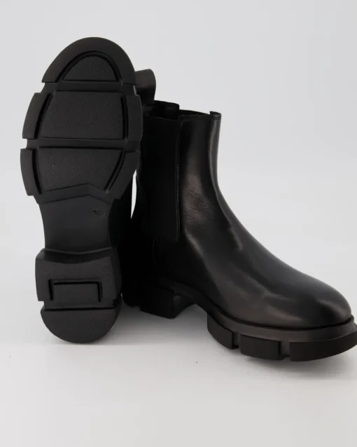 CPH570 Chelsea Boots in Schwarz