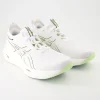 GEL-Nimbus 26 Sportschuhe in Weiß