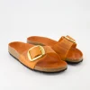 Madrid Big Buckle Oiled Pantoletten in Orange