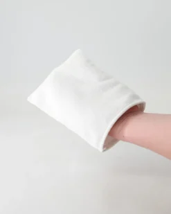 Mikrofaser-Handschuh Pflegeprodukt in Weiß