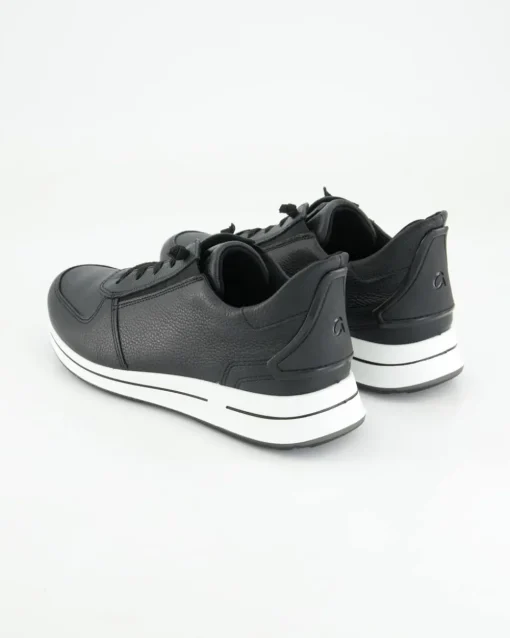 OSAKA Sneaker in Schwarz