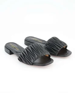 2556 Pantoletten in Schwarz