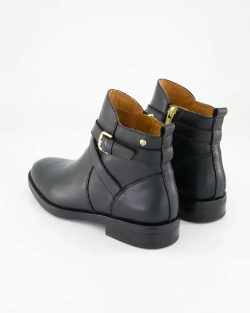 Puertollano Stiefeletten in Schwarz