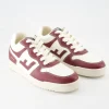 Retro 86s Sneaker in Rot