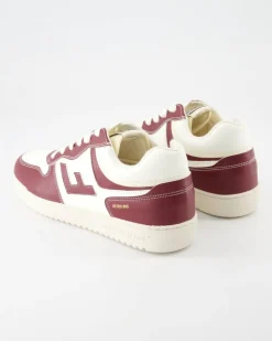Retro 86s Sneaker in Rot
