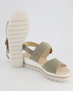 84.645.19 Sandalen in Grün