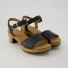 22.071.57 Sandalen in Schwarz