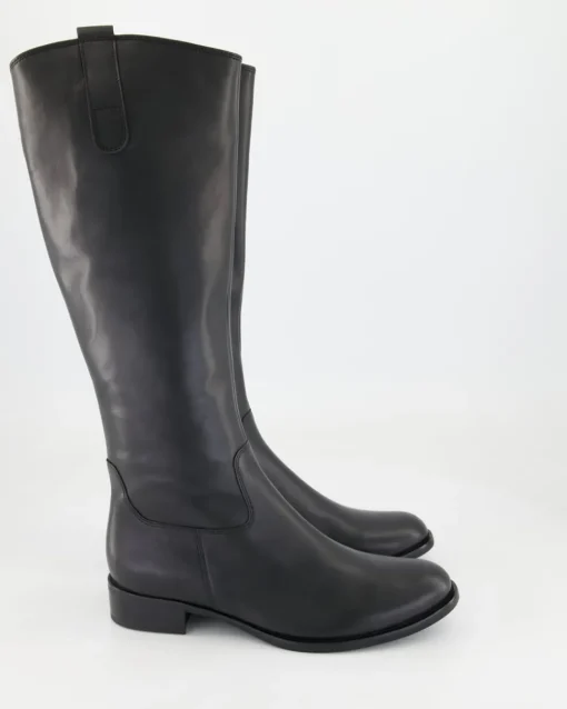 51.649.27 Schaftstiefel in Schwarz