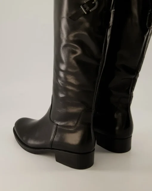 31.604.27 Schaftstiefel in Schwarz