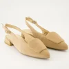 6090-025 Slingpumps in Beige
