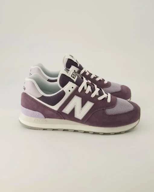 574 Sneaker in Lila