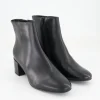 81341000100 Stiefeletten in Schwarz