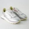TIRYNS Sneaker in Silber