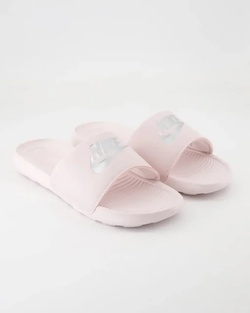 W Nike Victori Pantoletten in Rosa