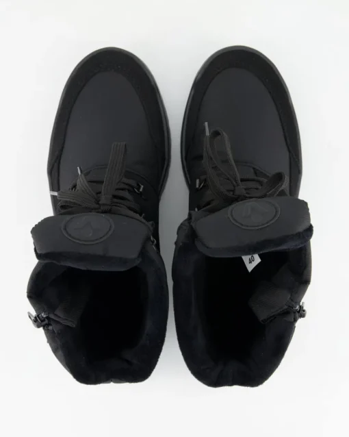 24-04234 Winterstiefel in Schwarz