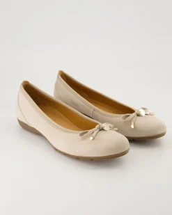 44.164.12 Ballerinas in Beige