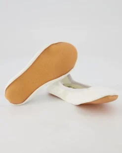 060-01 Ballerinas in Weiß