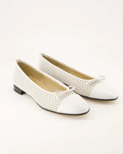 11866 Ballerinas in Weiß