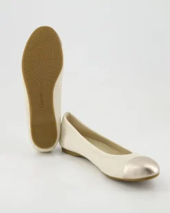 64.126.22 Ballerinas in Weiß