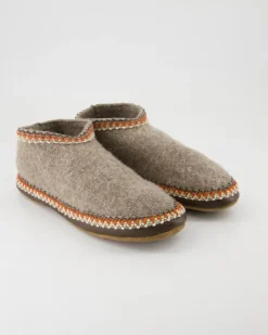 631064 Hausschuhe in Beige