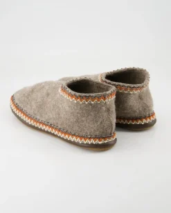 631064 Hausschuhe in Beige