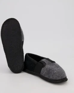 756 Hausschuhe in Grau