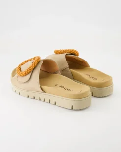 43.745.14 Pantoletten in Beige