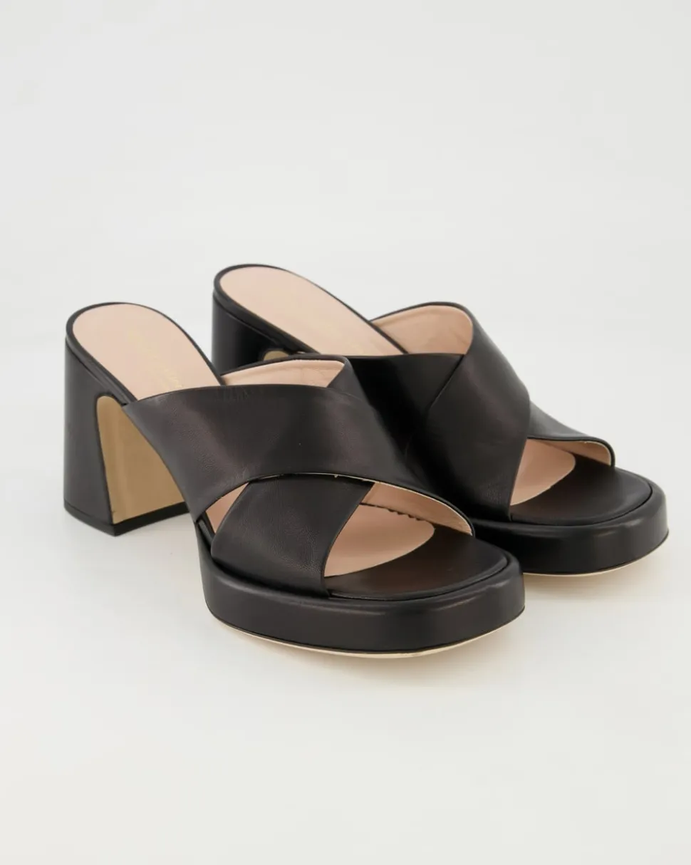 6101 Pantoletten in Schwarz