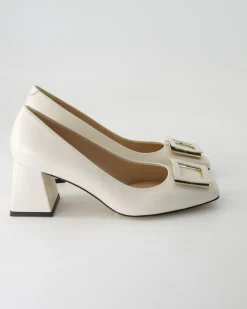 6561 Pumps in Beige