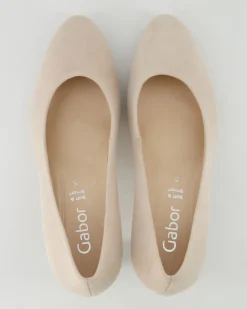 21.270.11 Pumps in Beige