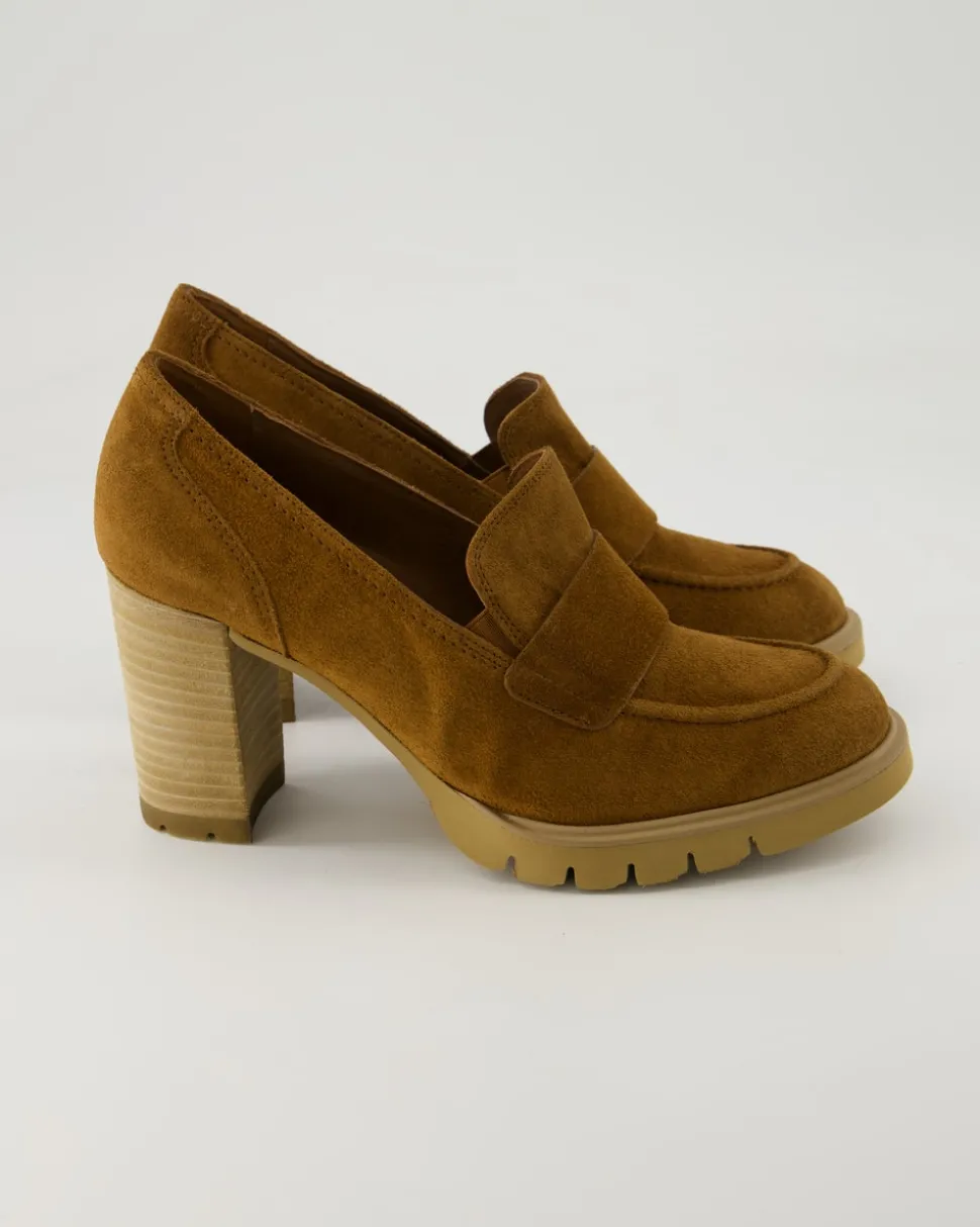 3784-094 Pumps in Braun