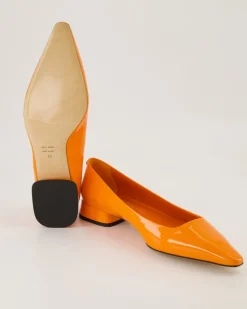 2507 Pumps in Orange