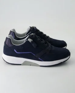 66.878.36 Sneaker in Blau