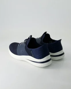 210650 Sneaker in Blau