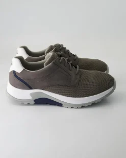 8000.26.01 Sneaker in Braun