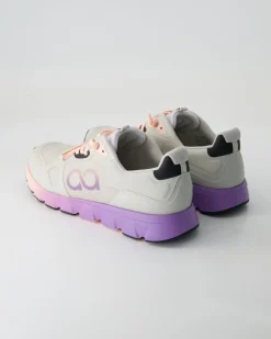 0002 Sneaker in Grau