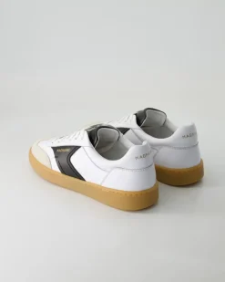 26028 Sneaker in Weiß