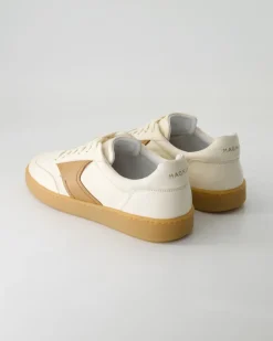 26028 Sneaker in Weiß