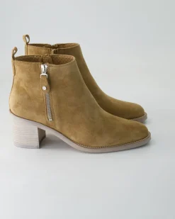 5377-01-11 Stiefeletten in Braun