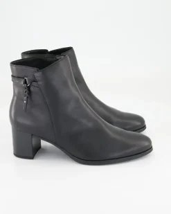 55.692.27 Stiefeletten in Schwarz