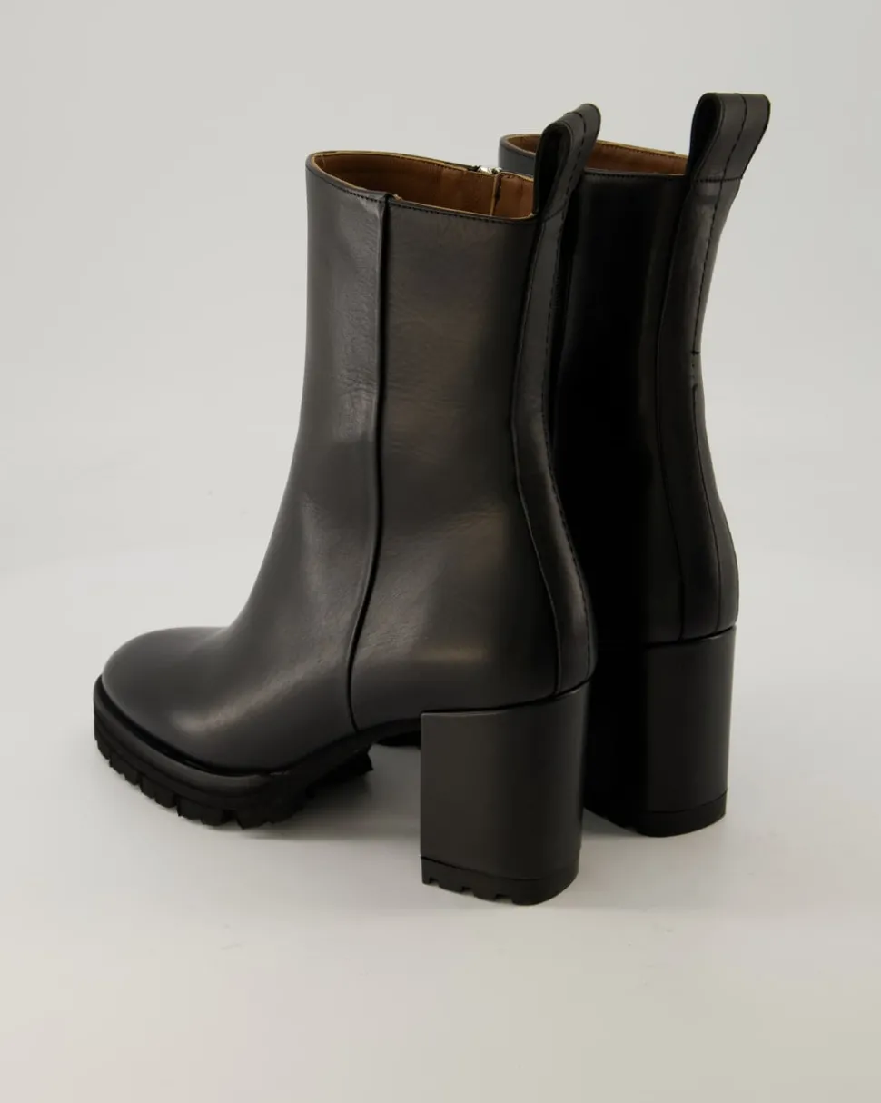 7214 Stiefeletten in Schwarz