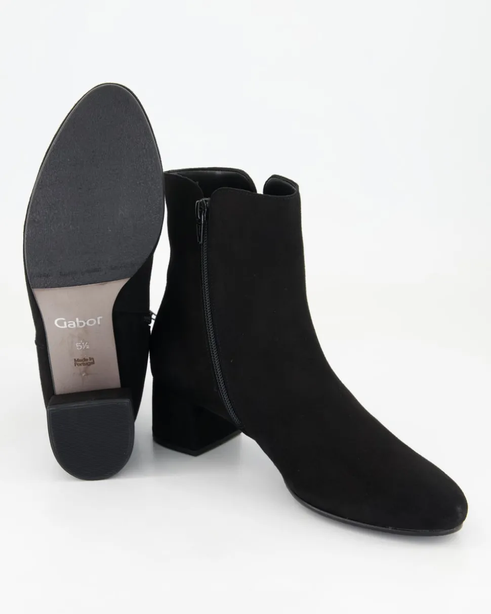 55.680.17 Stiefeletten in Schwarz