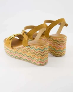 3979 Wedges in Braun