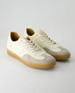 A032 Sneaker in Beige