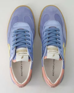 A032 Sneaker in Blau