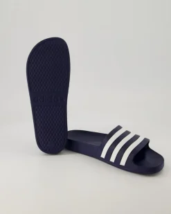 Adilette Aqua Pantoletten in Blau